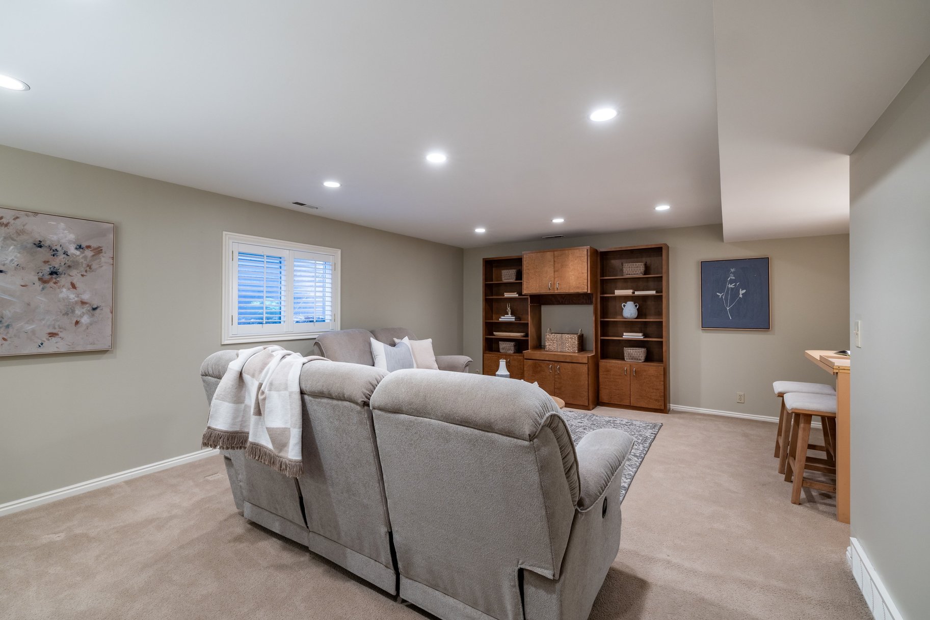  Exceptional Country Club Two-Story - 物件實景