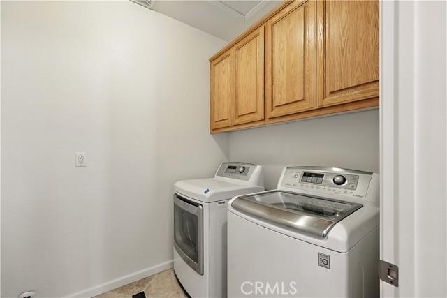 Chowchilla, California, 93610, United States, 5 Bedrooms Bedrooms, ,4 BathroomsBathrooms,Residential,For Sale,2005891