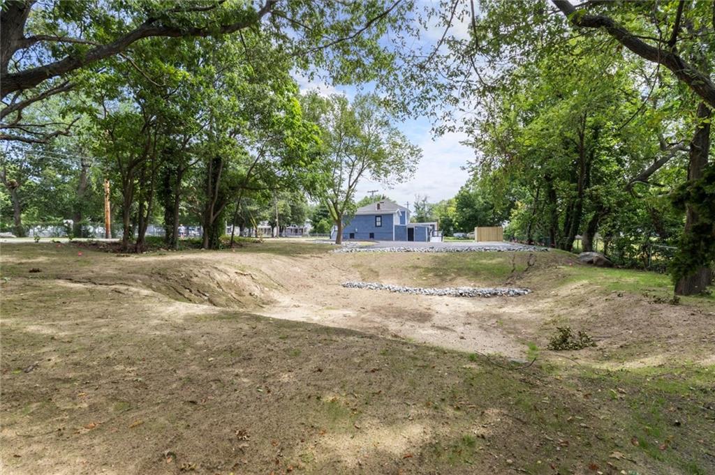 Warwick, Rhode Island, 02886, United States, 4 Bedrooms Bedrooms, ,3 BathroomsBathrooms,Residential,For Sale,2005467