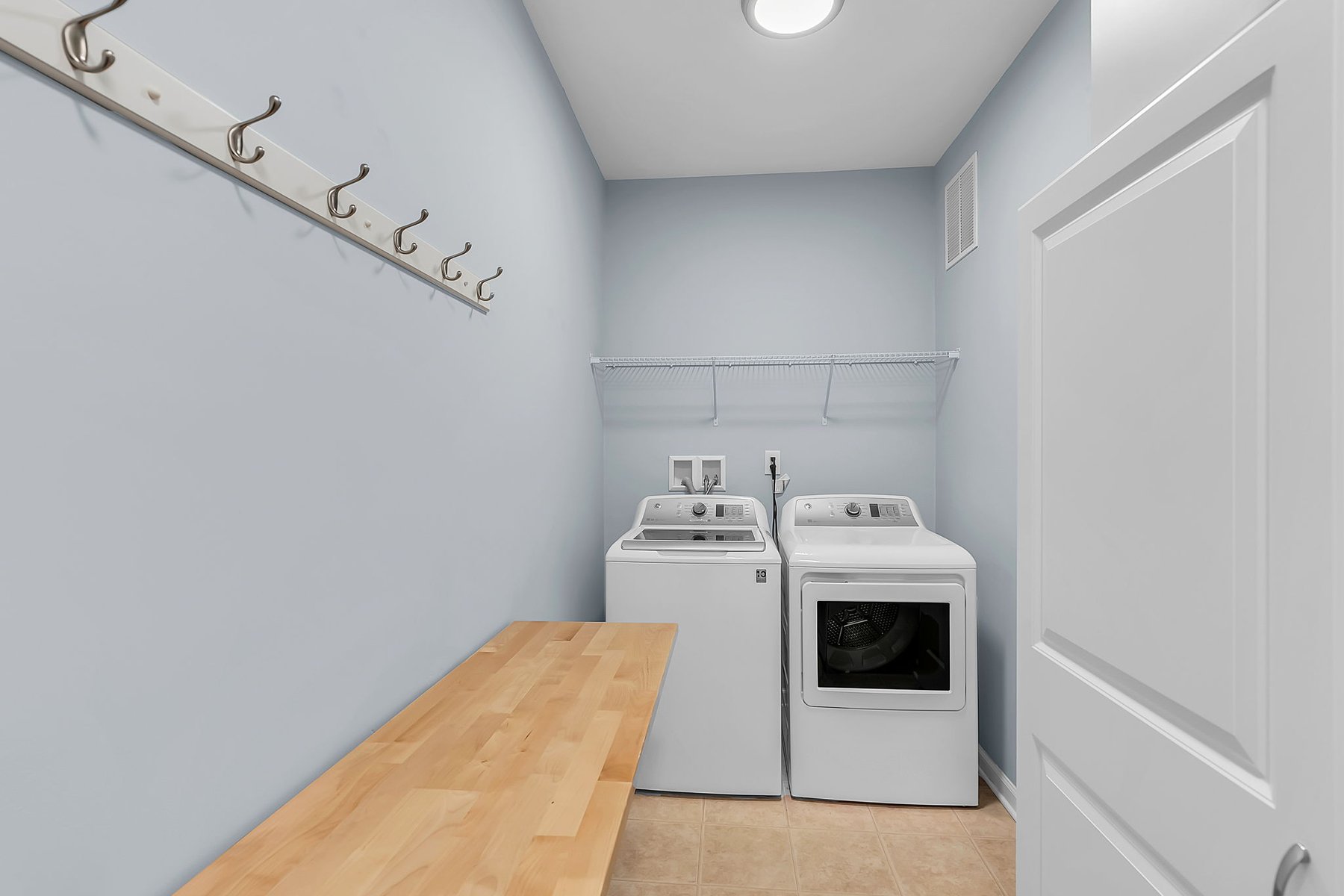 Move-In Ready Howell 55+ Home - 物件實景