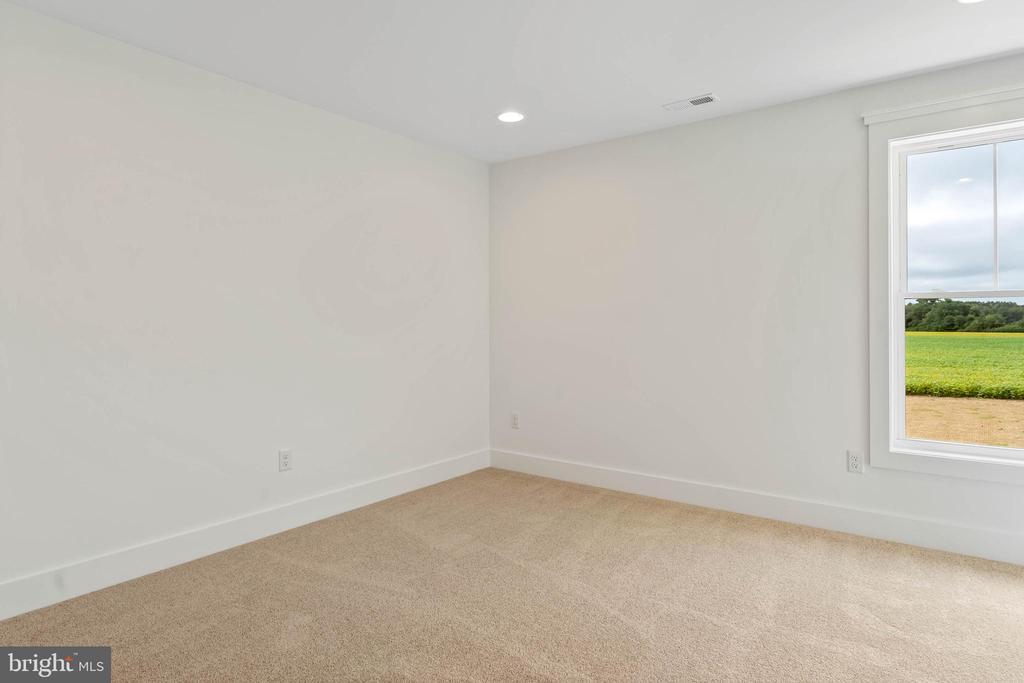 22520 Hummingbird Road, Ellendale, Delaware, 19941, United States, 4 Bedrooms Bedrooms, ,4 BathroomsBathrooms,Residential,For Sale,22520 Hummingbird Road,1635216