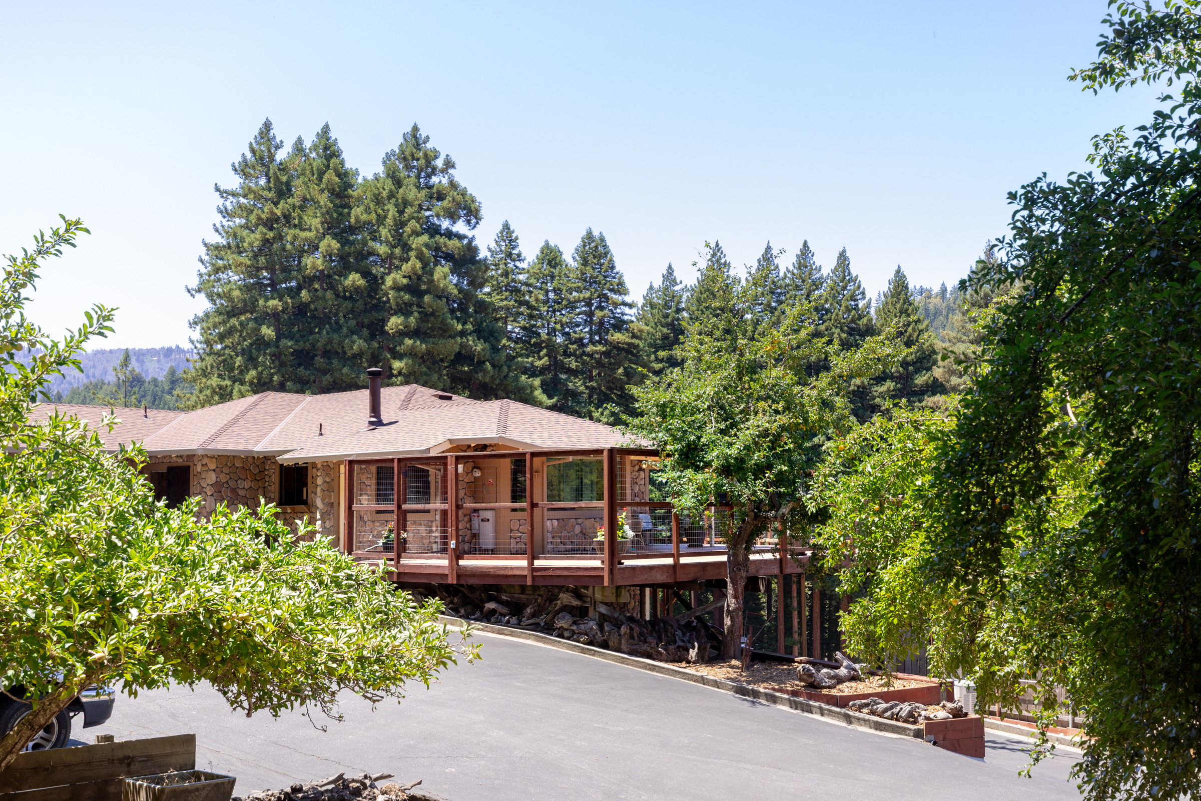 Boulder Creek, California, 95006, United States, 2 Bedrooms Bedrooms, ,3 BathroomsBathrooms,Residential,For Sale,1899975
