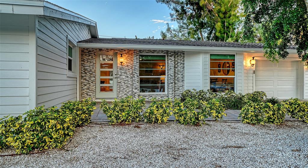 Sarasota, Florida, 34242, United States, 3 Bedrooms Bedrooms, ,2 BathroomsBathrooms,Residential,For Sale,1992857