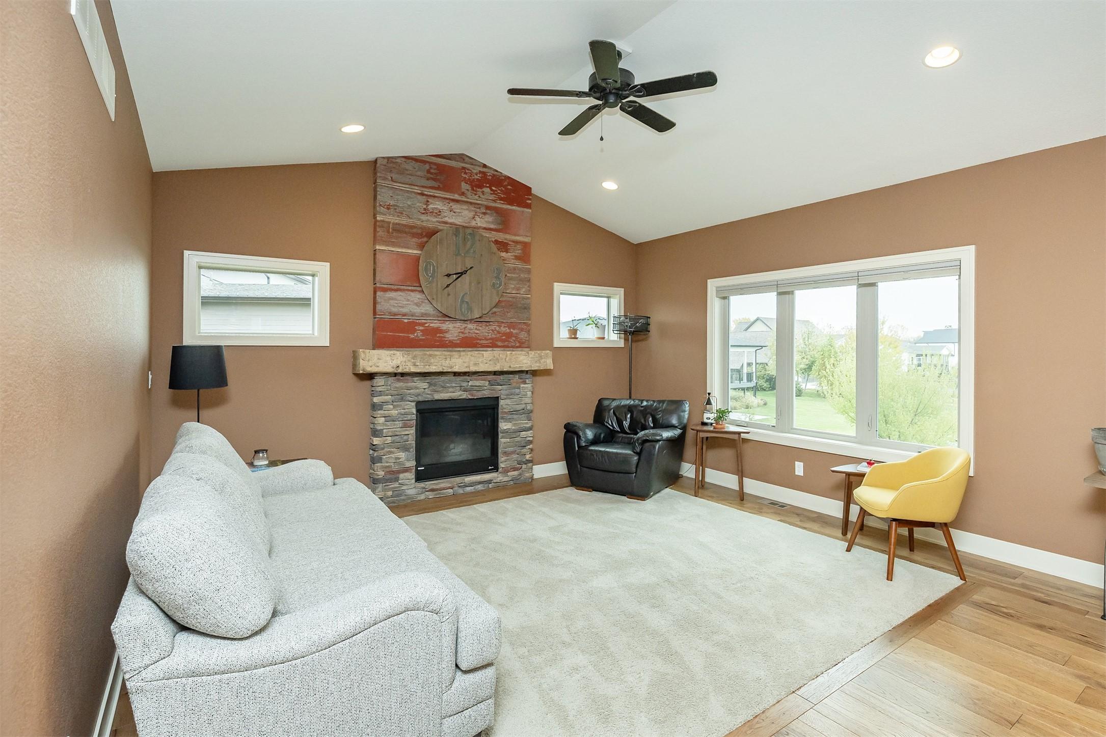 Huxley, Iowa, 50124, United States, 4 Bedrooms Bedrooms, ,3 BathroomsBathrooms,Residential,For Sale,1987061