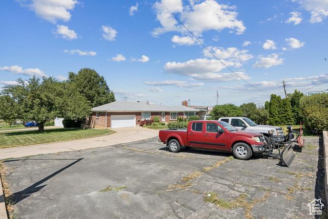 Woods Cross, Utah, 84010, United States, 5 Bedrooms Bedrooms, ,4 BathroomsBathrooms,Residential,For Sale,1976447
