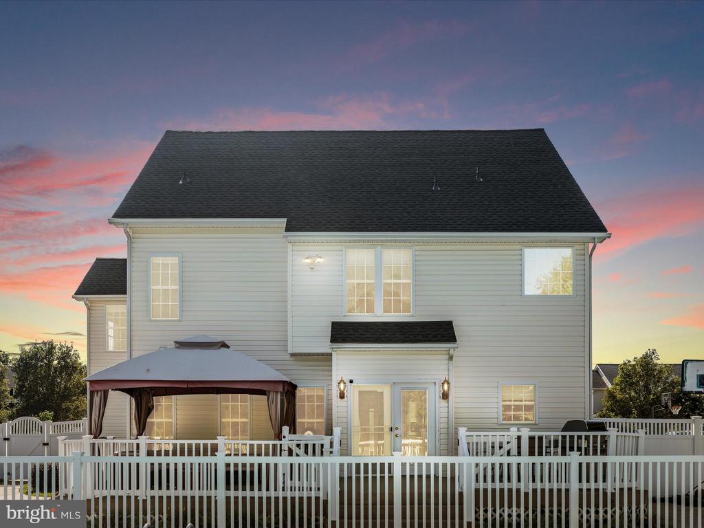 Stephens City, Virginia, 22655, United States, 4 Bedrooms Bedrooms, ,4 BathroomsBathrooms,Residential,For Sale,1905716