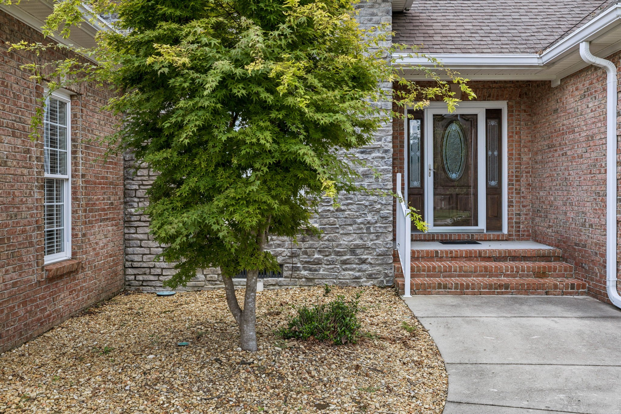 Manchester, Tennessee, 37355, United States, 4 Bedrooms Bedrooms, ,4 BathroomsBathrooms,Residential,For Sale,1937167