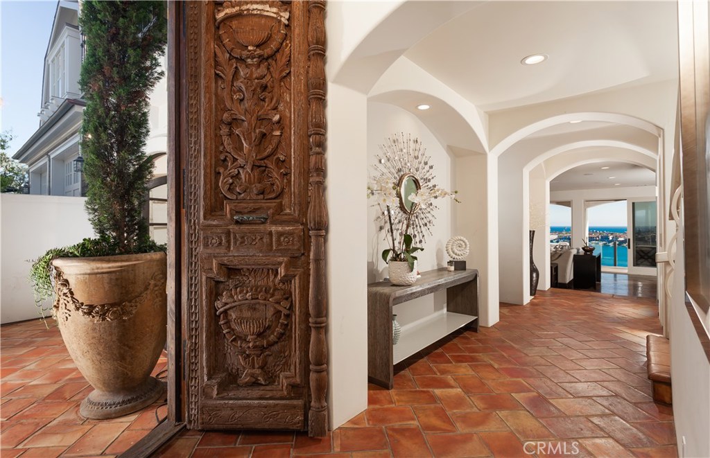 Corona del Mar, California, 92625, United States, 4 Bedrooms Bedrooms, ,4 BathroomsBathrooms,Residential,For Sale,1874360