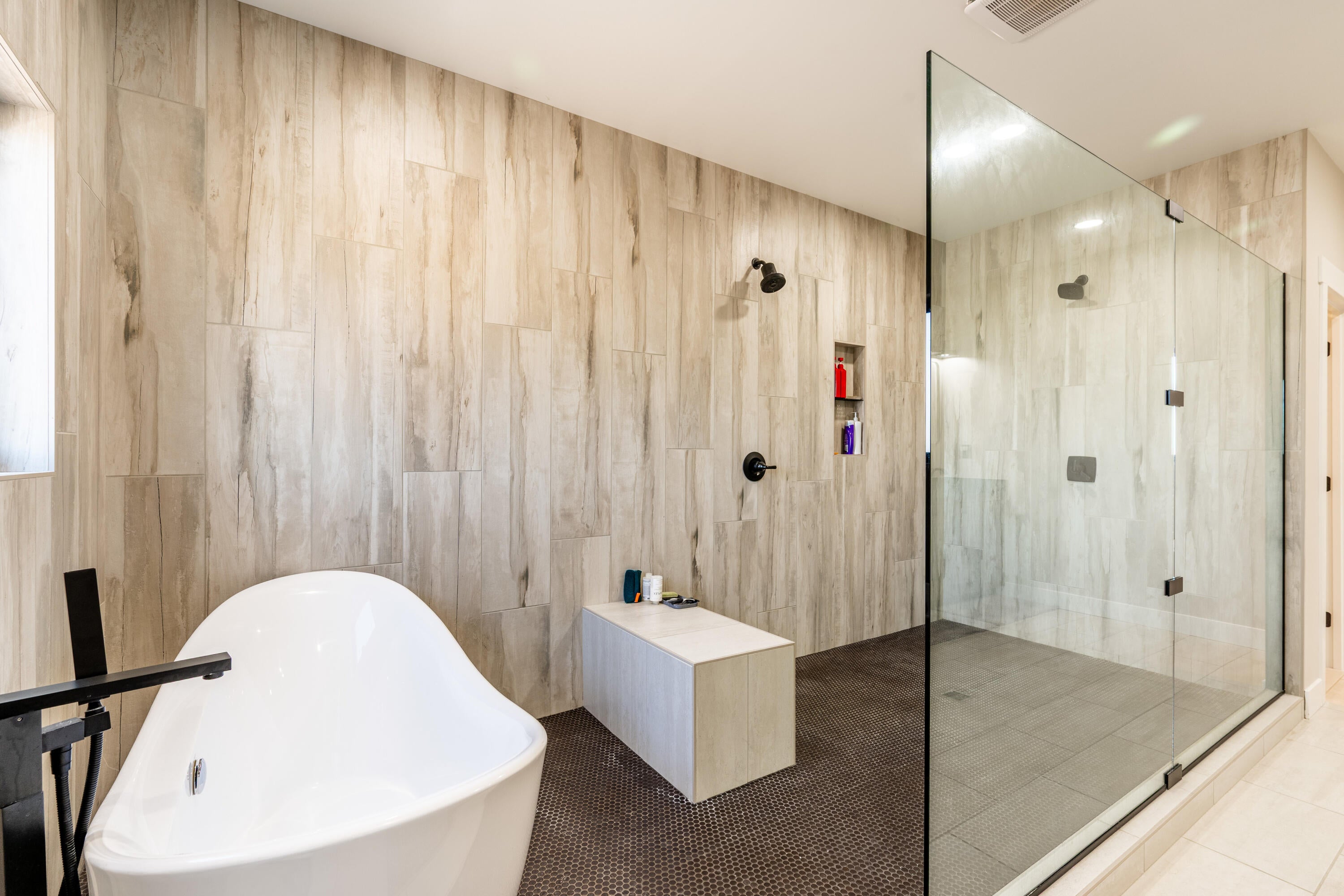 Ranchester, Wyoming, 82839, United States, 5 Bedrooms Bedrooms, ,4 BathroomsBathrooms,Residential,For Sale,2016525