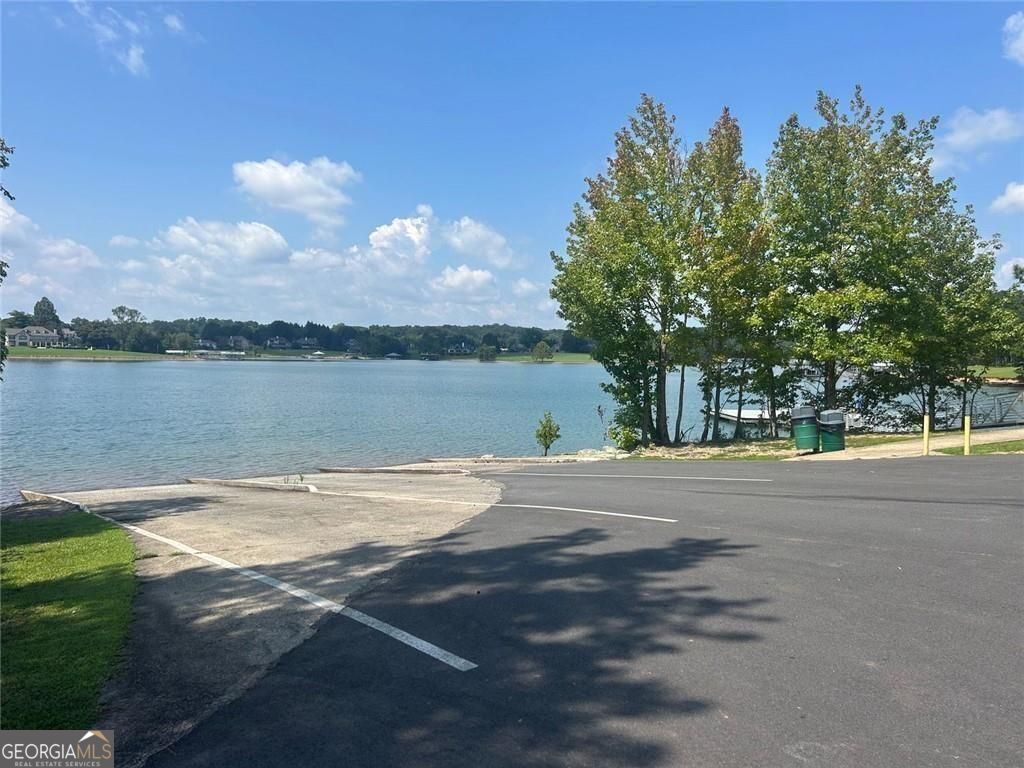 Cumming, Georgia, 30041, United States, 4 Bedrooms Bedrooms, ,4 BathroomsBathrooms,Residential,For Sale,1929935