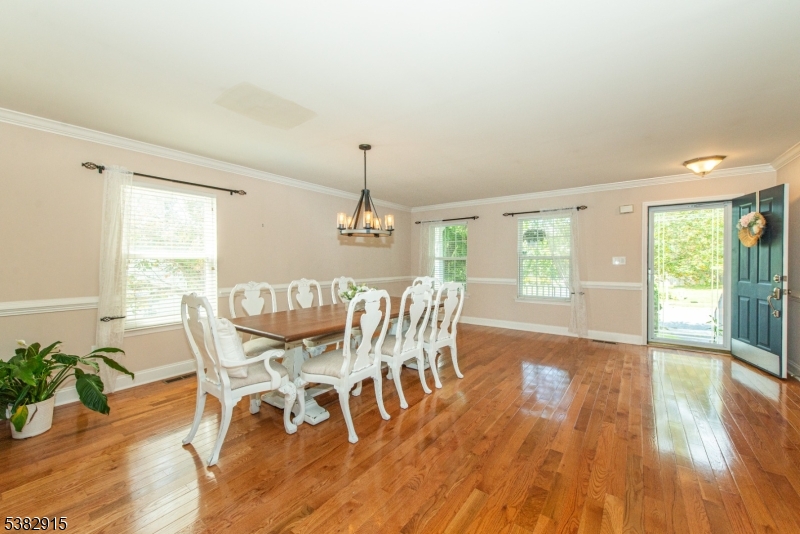 Washington Boro, New Jersey, 07882, United States, 4 Bedrooms Bedrooms, ,3 BathroomsBathrooms,Residential,For Sale,1947065