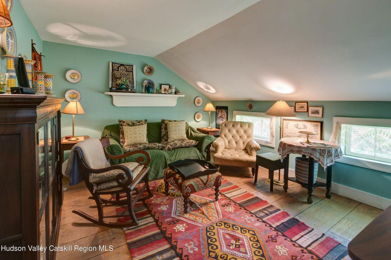 Bovina, New York, 13740, United States, 4 Bedrooms Bedrooms, ,2 BathroomsBathrooms,Residential,For Sale,1826483