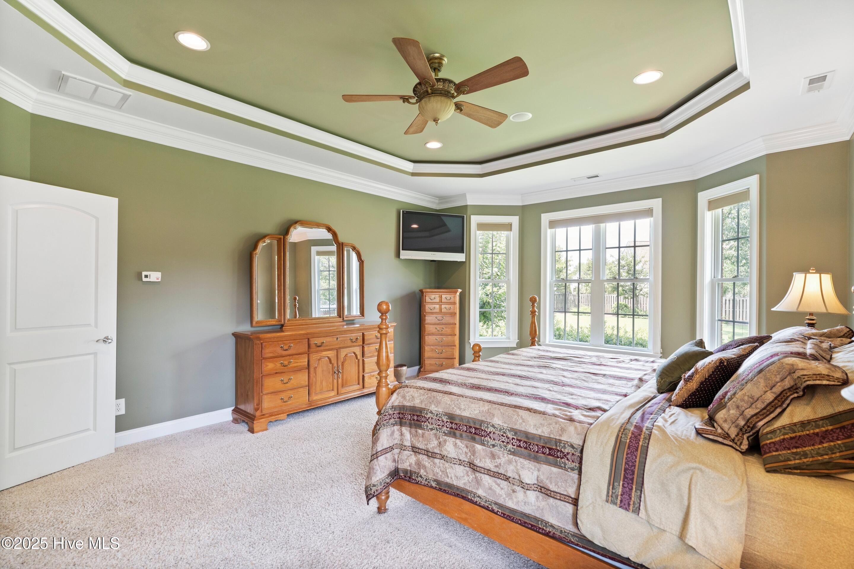 Jacksonville, North Carolina, 28540, United States, 5 Bedrooms Bedrooms, ,4 BathroomsBathrooms,Residential,For Sale,1889954