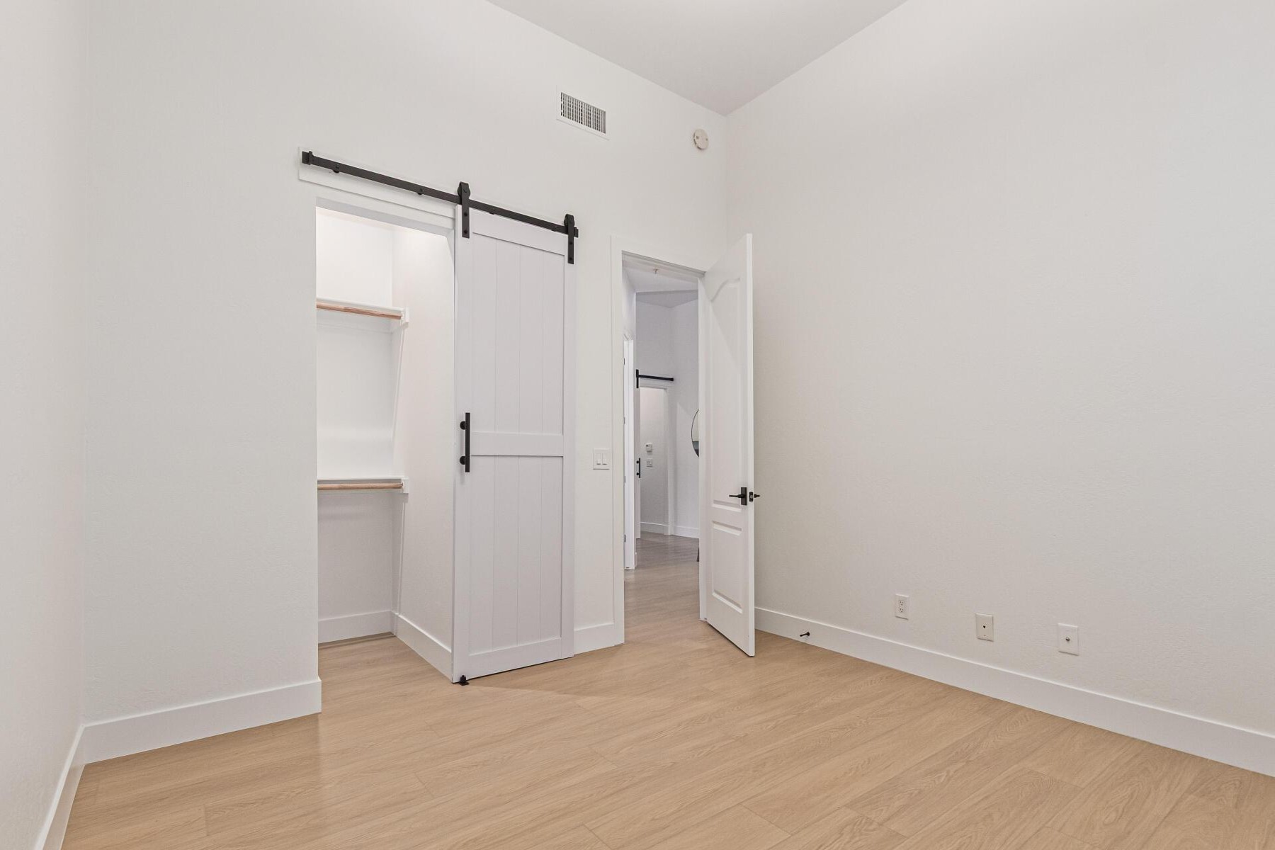  10175 E Cochise Drive  Scottsdale, AZ - 物件實景