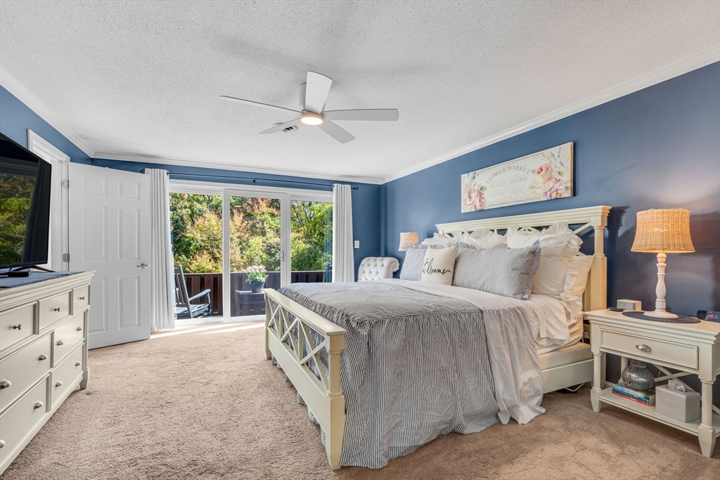 Franklin, Massachusetts, 02038, United States, 2 Bedrooms Bedrooms, ,Residential,For Sale,1984622