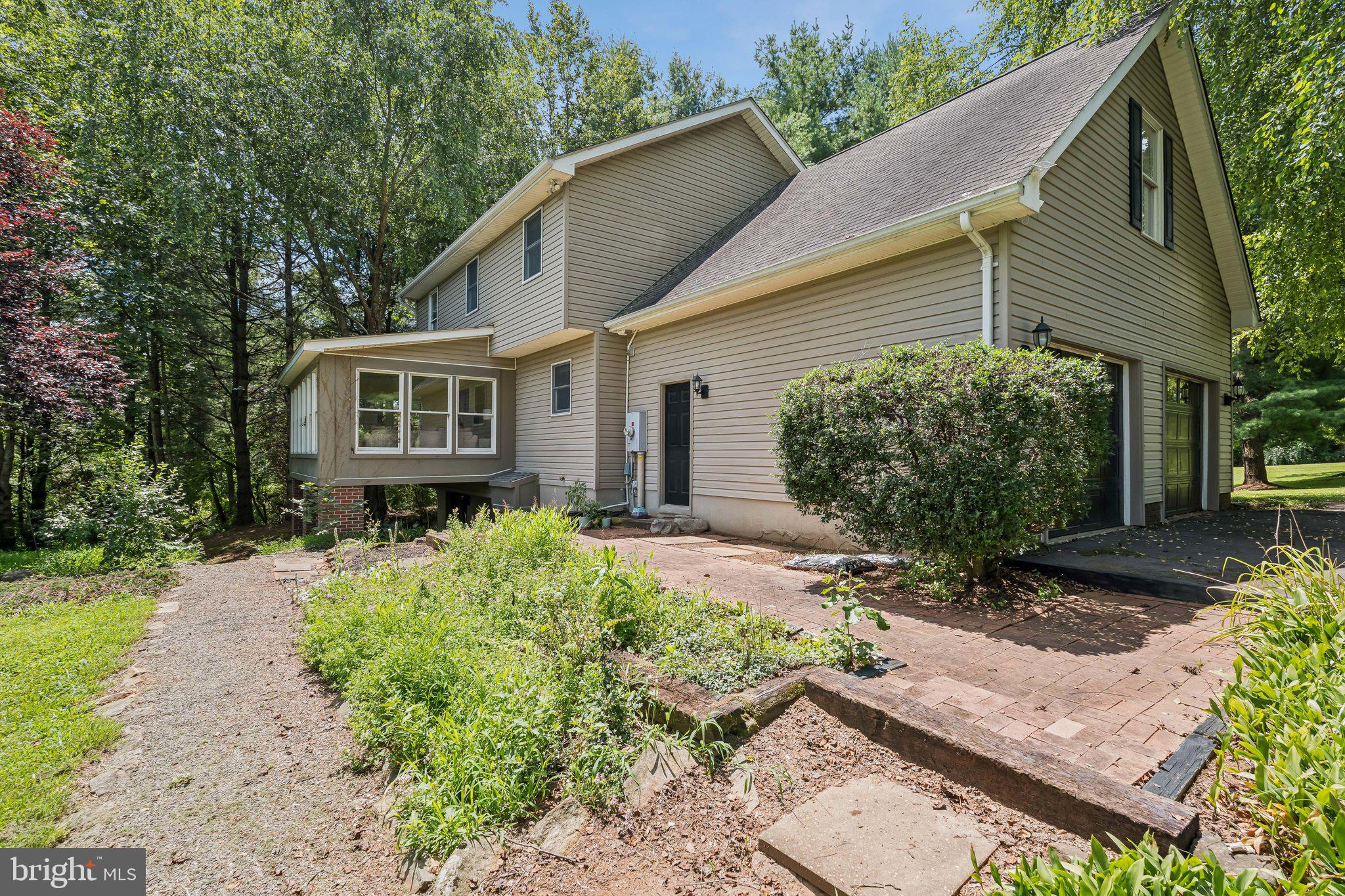 Amissville, Virginia, 20106, United States, 4 Bedrooms Bedrooms, ,3 BathroomsBathrooms,Residential,For Sale,1978865