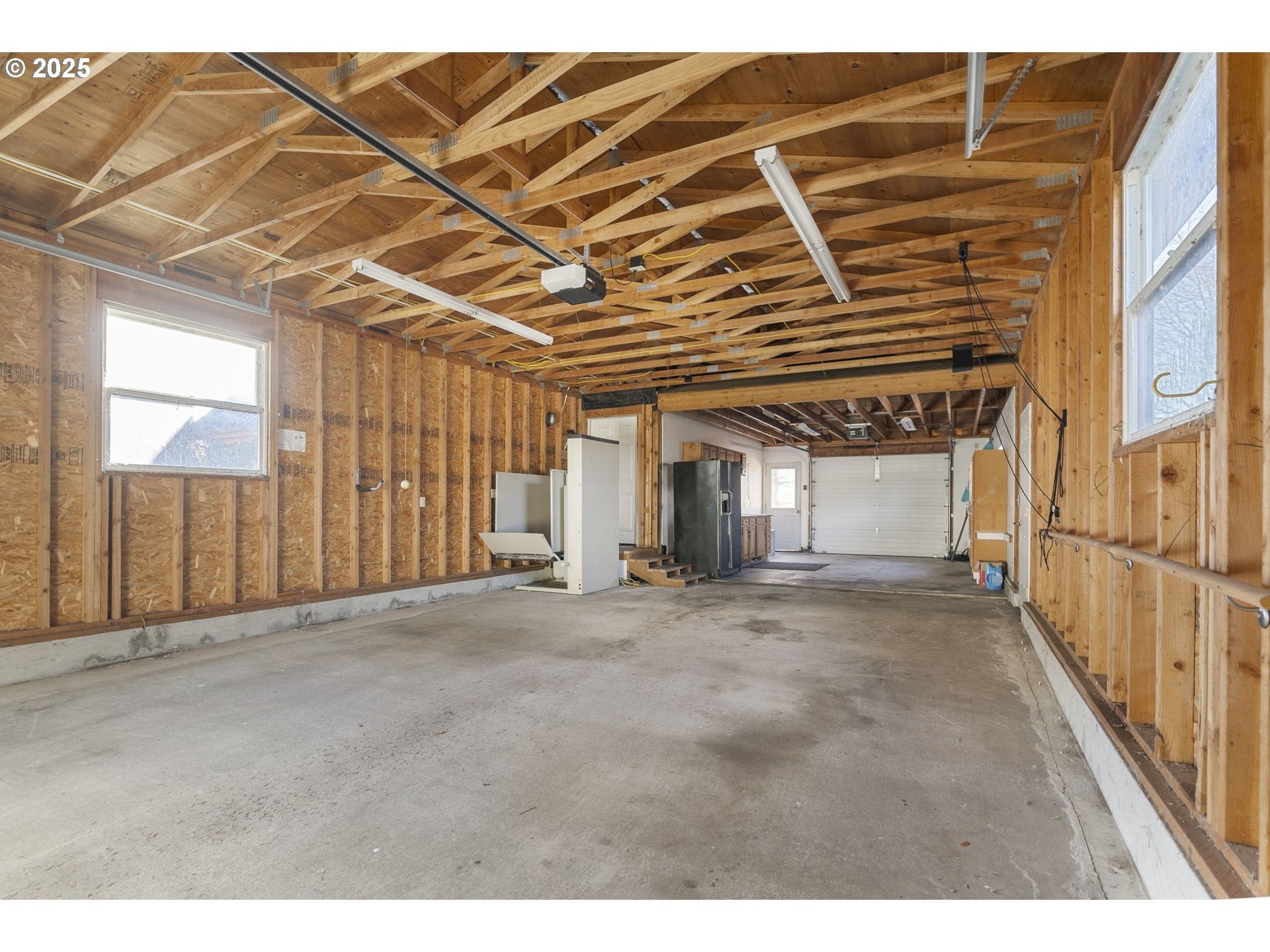 Cathlamet, Washington, 98612, United States, 3 Bedrooms Bedrooms, ,4 BathroomsBathrooms,Residential,For Sale,1975452