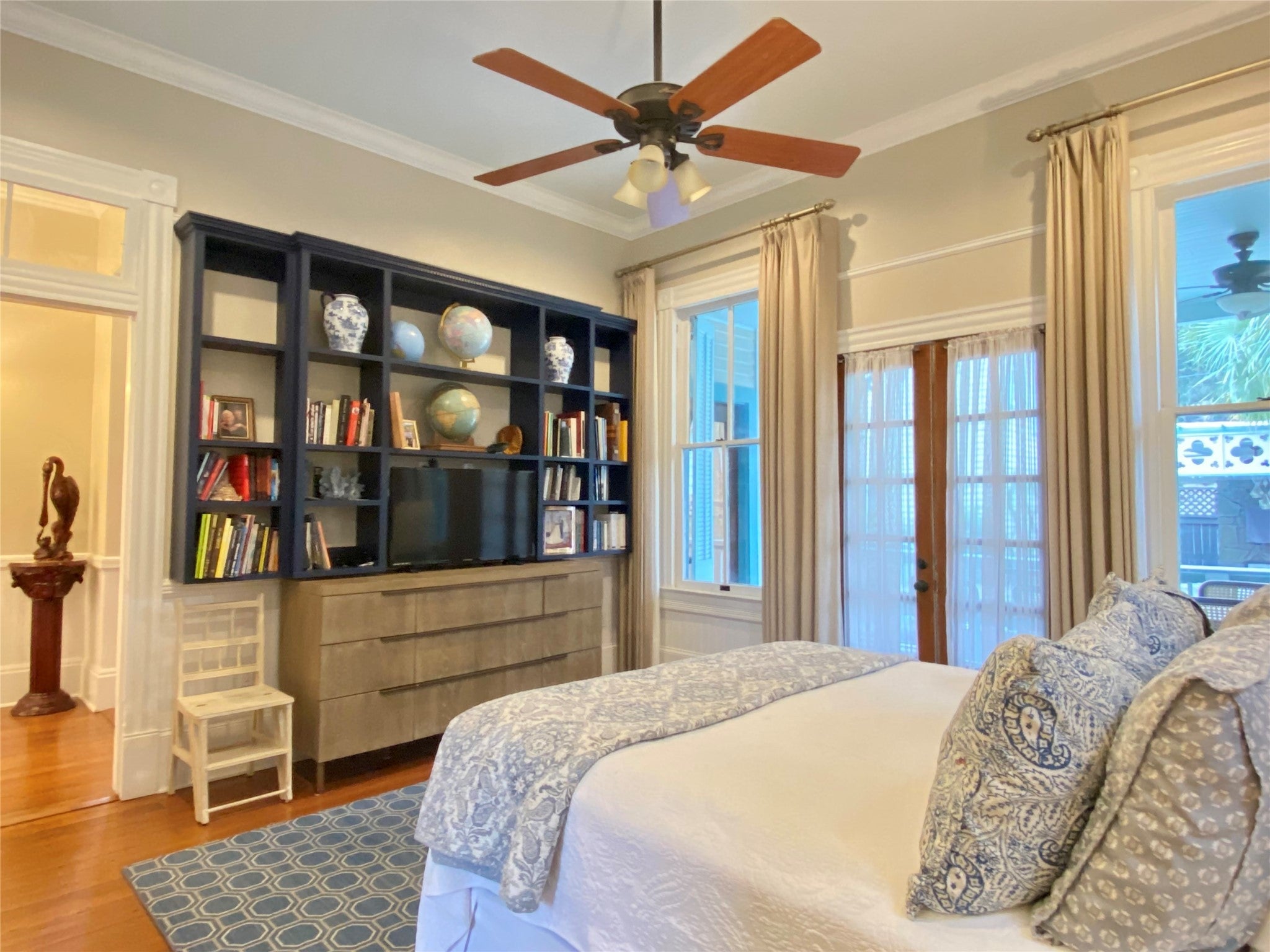 1409 Sealy Street, Galveston, Texas, 77550, United States, 6 Bedrooms Bedrooms, ,4 BathroomsBathrooms,Residential,For Sale,1409 Sealy Street,1683599