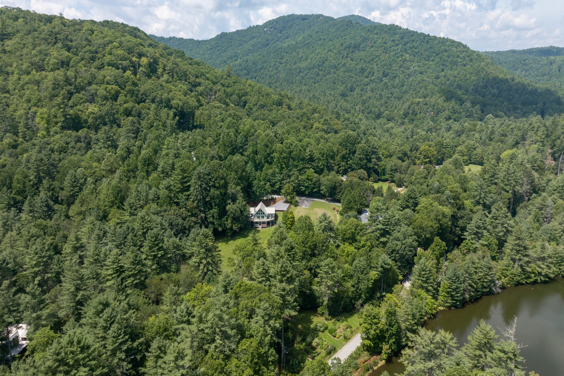  48 Mountain Brook Way - 物件實景