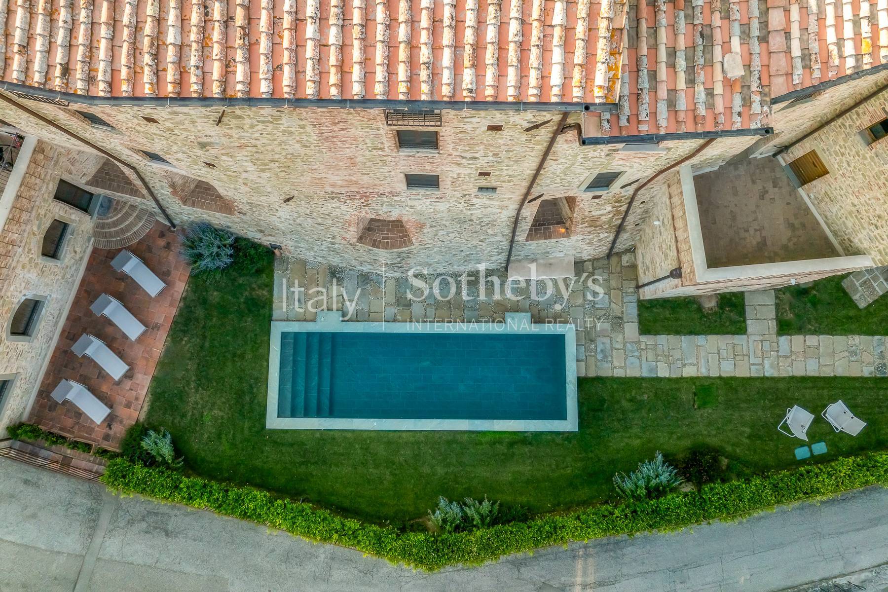  Meticulously Restored Historic Residence with Swimming Pool - 物件實景