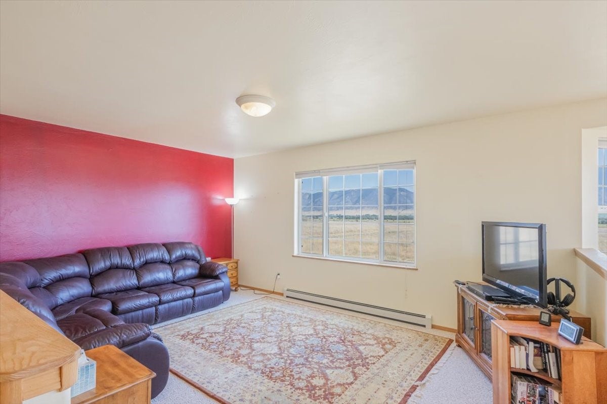 Whitehall, Montana, 59759, United States, 3 Bedrooms Bedrooms, ,2 BathroomsBathrooms,Residential,For Sale,2001954