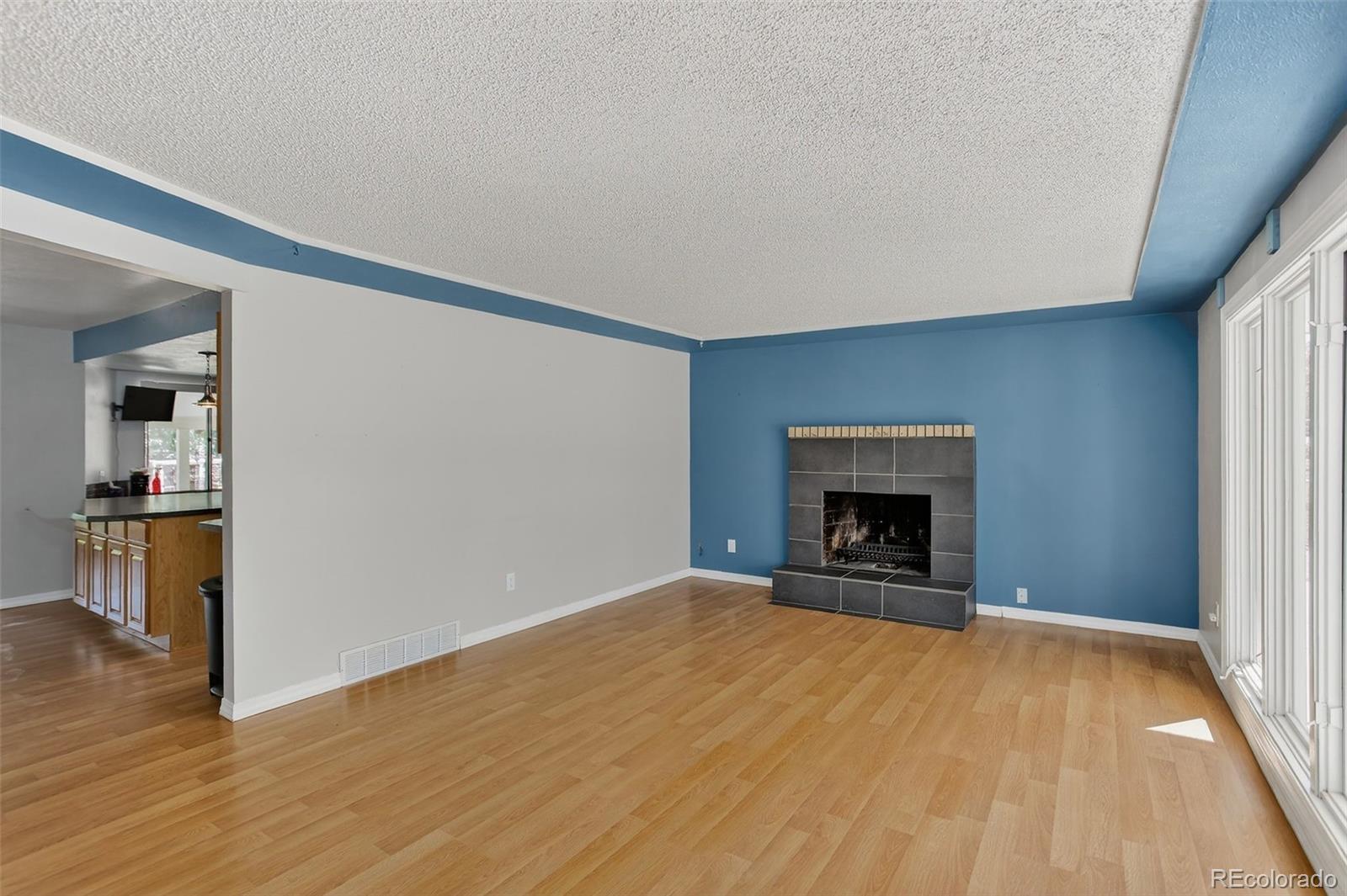 Arvada, Colorado, 80003, United States, 5 Bedrooms Bedrooms, ,1 BathroomBathrooms,Residential,For Sale,1956367