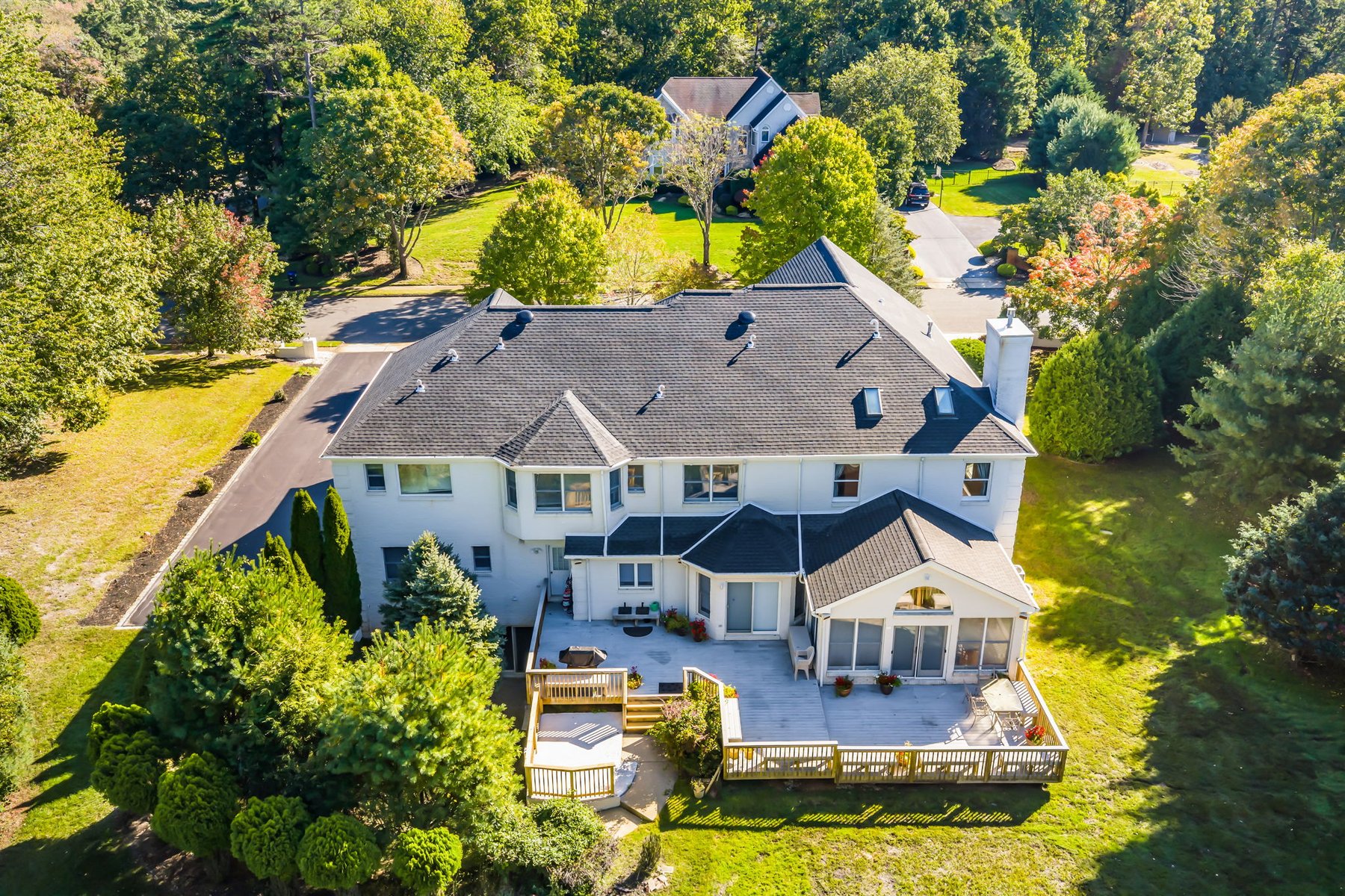  Luxury Multi-Generational Estate - 物件實景