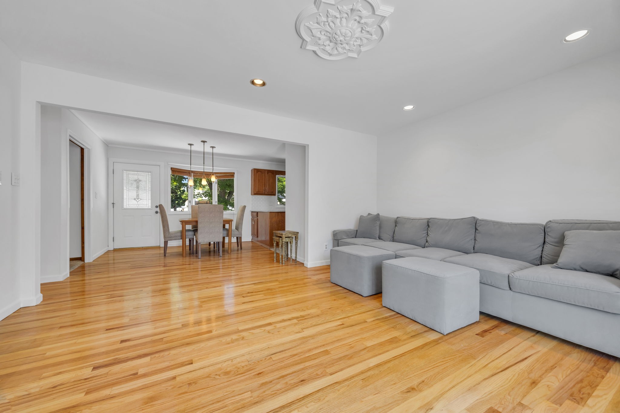  Highly Desirable Madison Park - 32 Bucknell Road, Parlin - 物件實景