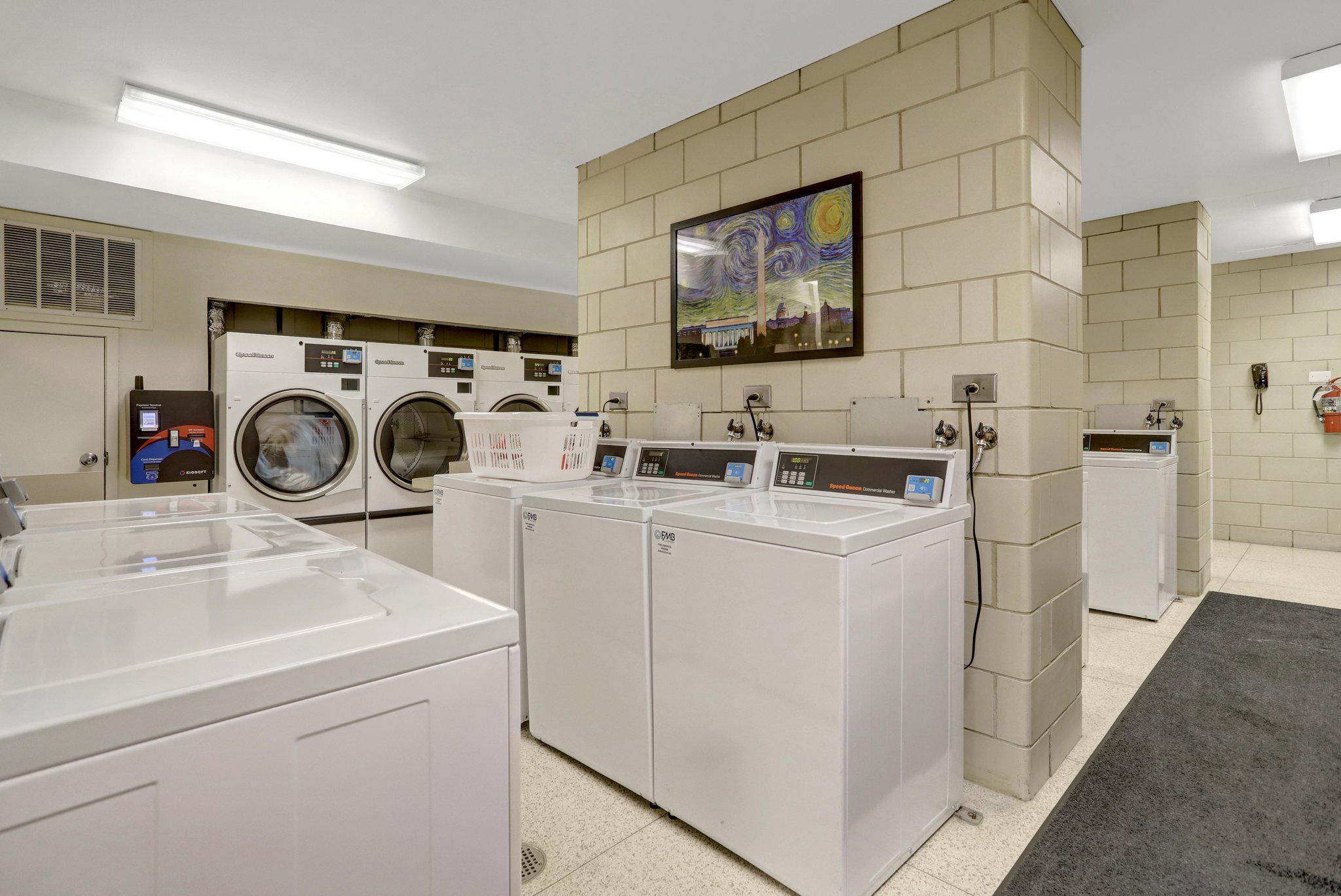  1200 N Nash Street, Arlington, VA, 22209 - 物件實景