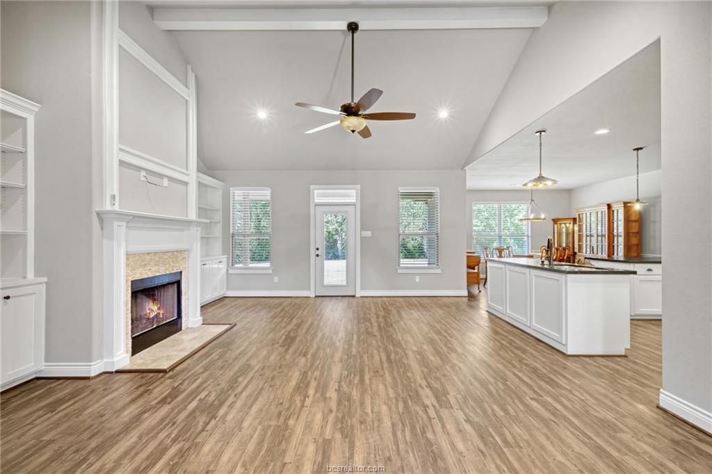 North Zulch, Texas, 77872, United States, 4 Bedrooms Bedrooms, ,3 BathroomsBathrooms,Residential,For Sale,1920538