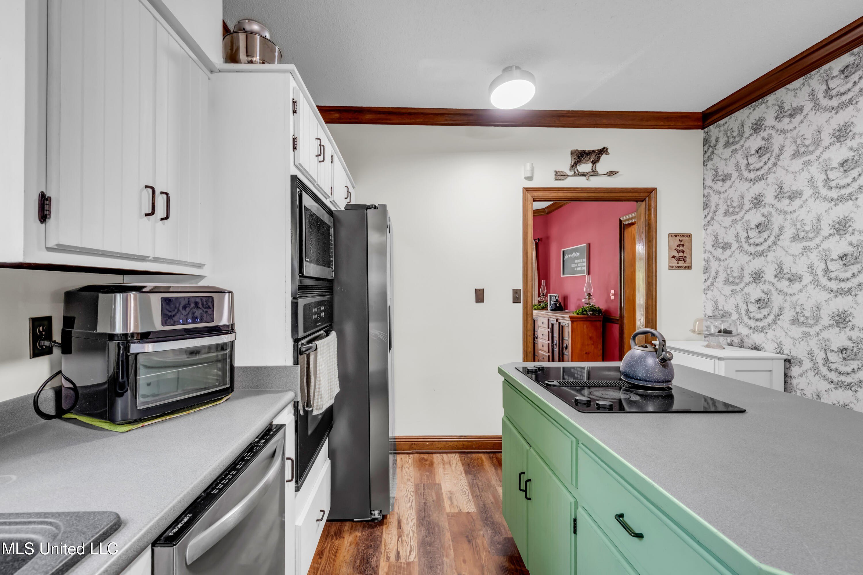 Gautier, Mississippi, 39553, United States, 4 Bedrooms Bedrooms, ,4 BathroomsBathrooms,Residential,For Sale,1989936