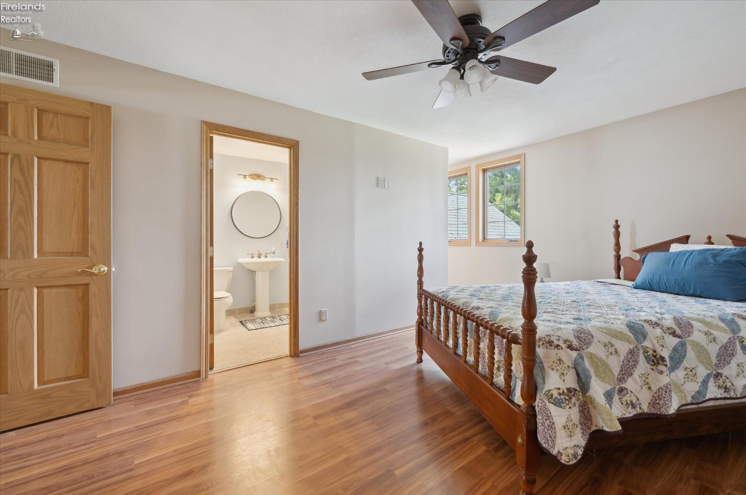 Put-In-Bay, Ohio, 43456, United States, 5 Bedrooms Bedrooms, ,3 BathroomsBathrooms,Residential,For Sale,1979918