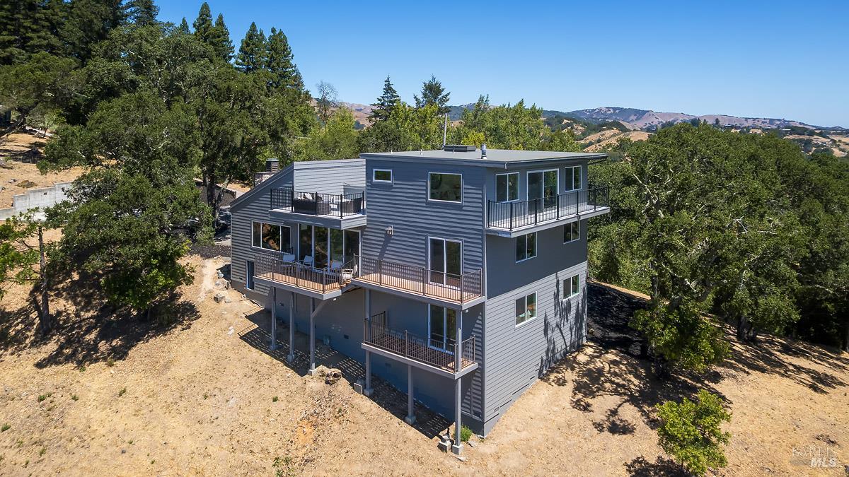Fairfax, California, 94930, United States, 5 Bedrooms Bedrooms, ,3 BathroomsBathrooms,Residential,For Sale,1933248