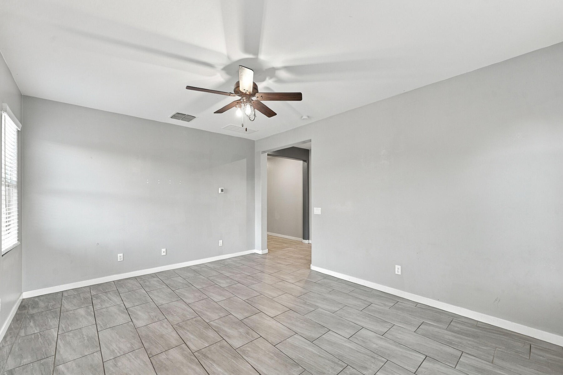  9605 W Getty Drive¦Tolleson, AZ - 物件實景