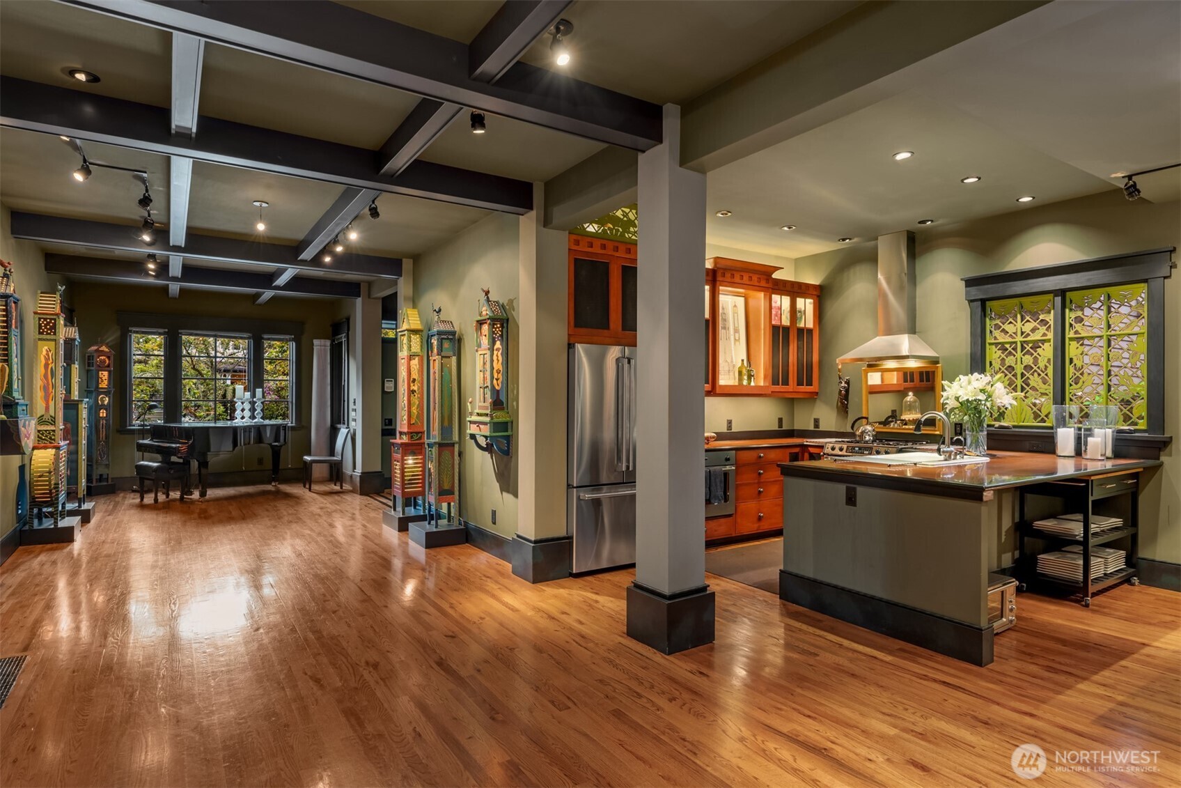 Seattle, Washington, 98112, United States, 3 Bedrooms Bedrooms, ,1 BathroomBathrooms,Residential,For Sale,1848014