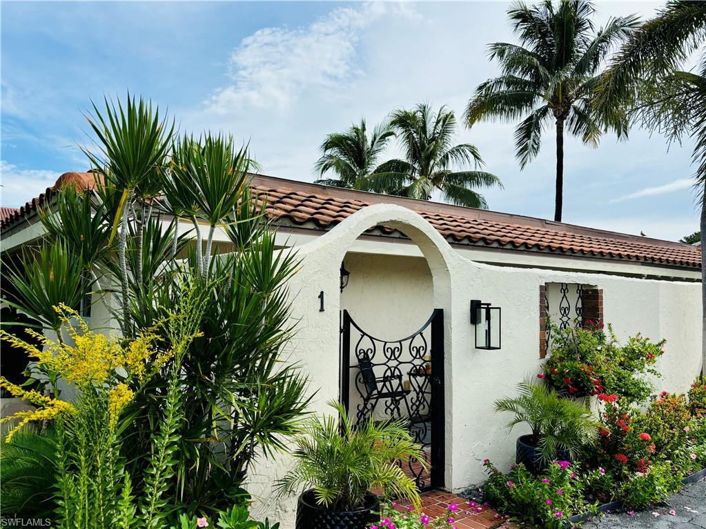 NAPLES, Florida, 34102, United States, 2 Bedrooms Bedrooms, ,2 BathroomsBathrooms,Residential,For Sale,1981542