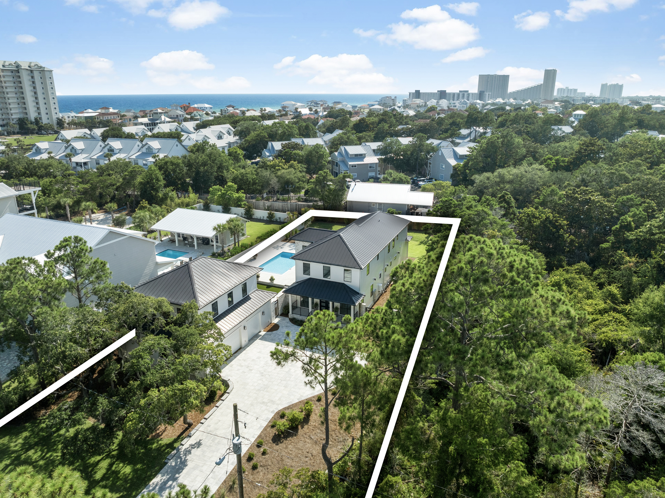  A Coastal Compound for a Life Well-Lived - 物件實景