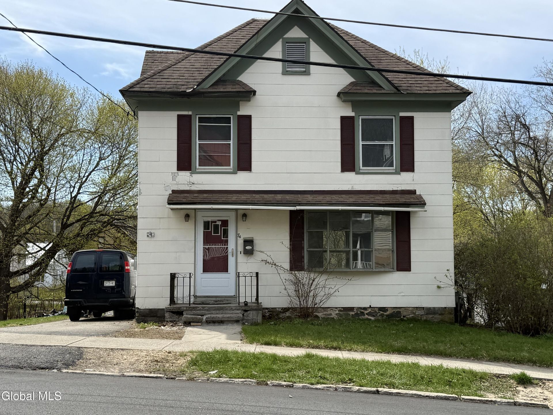 Park St, Gloversville, NY 12078