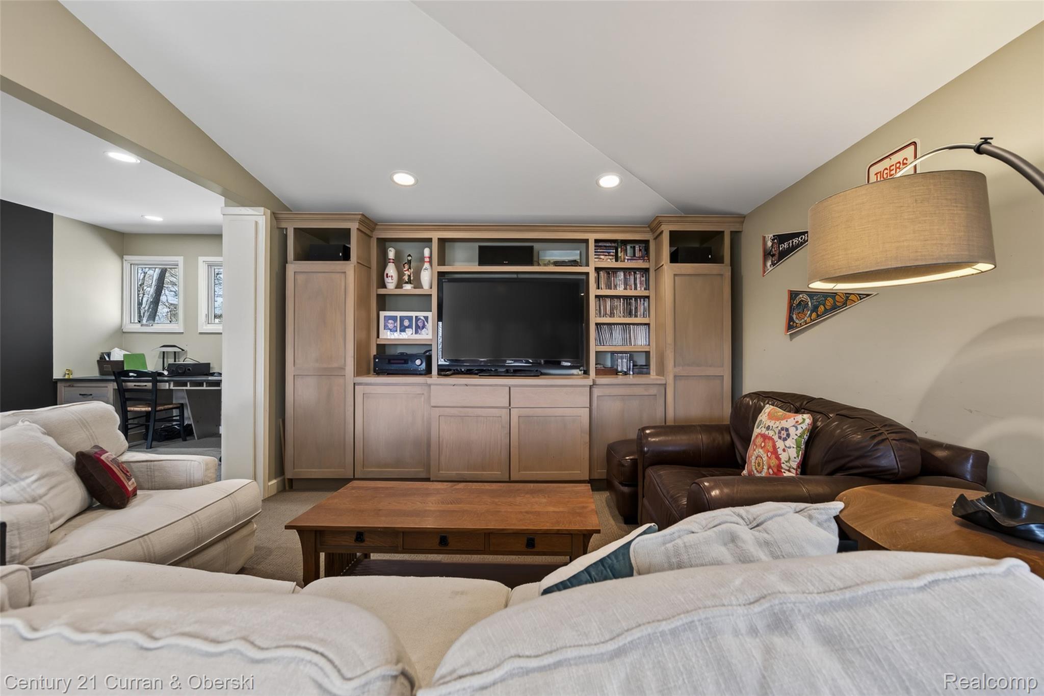 Bloomfield Hills, Michigan, 48301, United States, 4 Bedrooms Bedrooms, ,4 BathroomsBathrooms,Residential,For Sale,2035852
