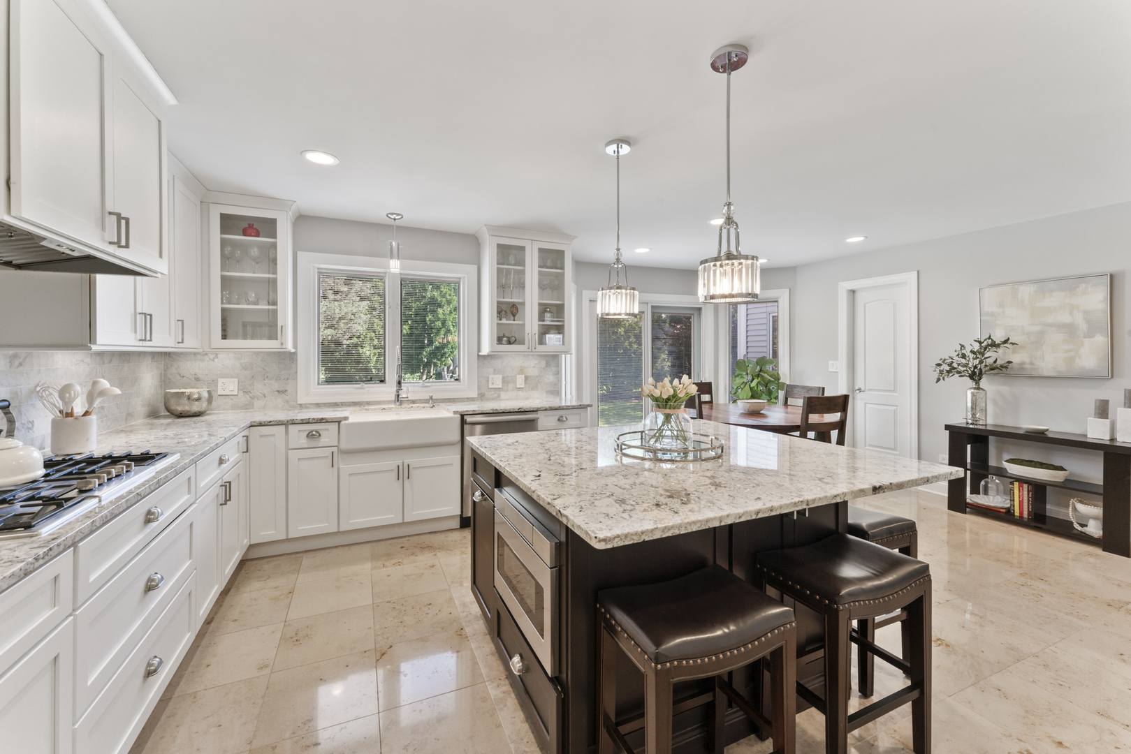 Palatine, Illinois, 60067, United States, 4 Bedrooms Bedrooms, ,4 BathroomsBathrooms,Residential,For Sale,1921870