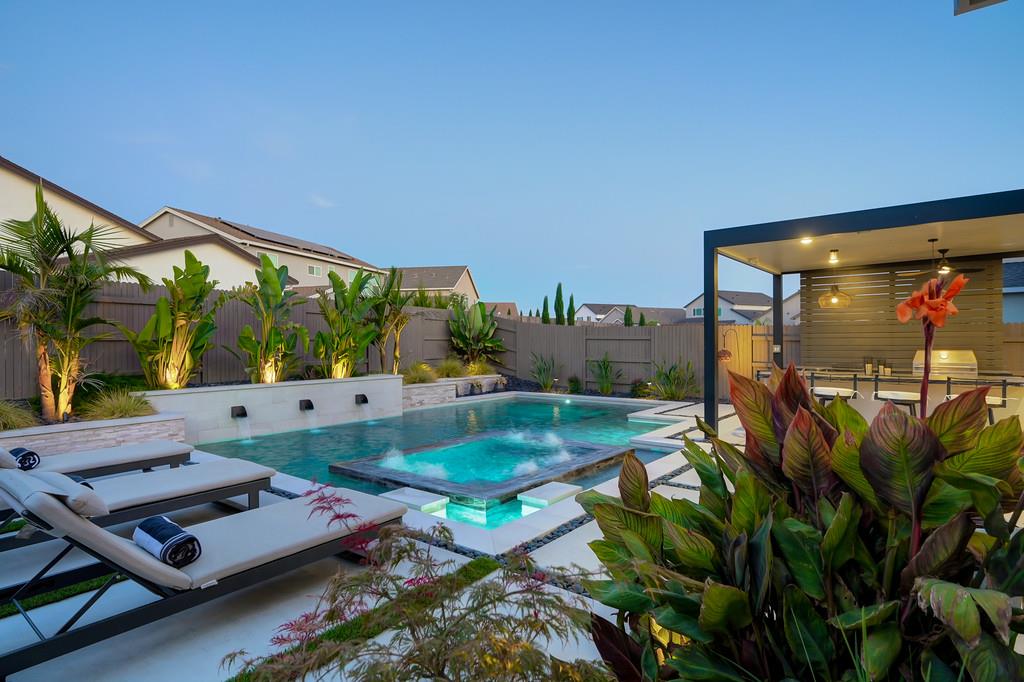 Roseville, California, 95747, United States, 4 Bedrooms Bedrooms, ,4 BathroomsBathrooms,Residential,For Sale,1927249