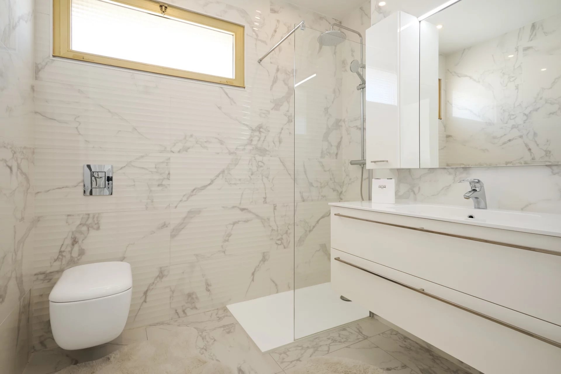  70 sqm seafront apartment with panoramic terrace and sea views - 物件實景