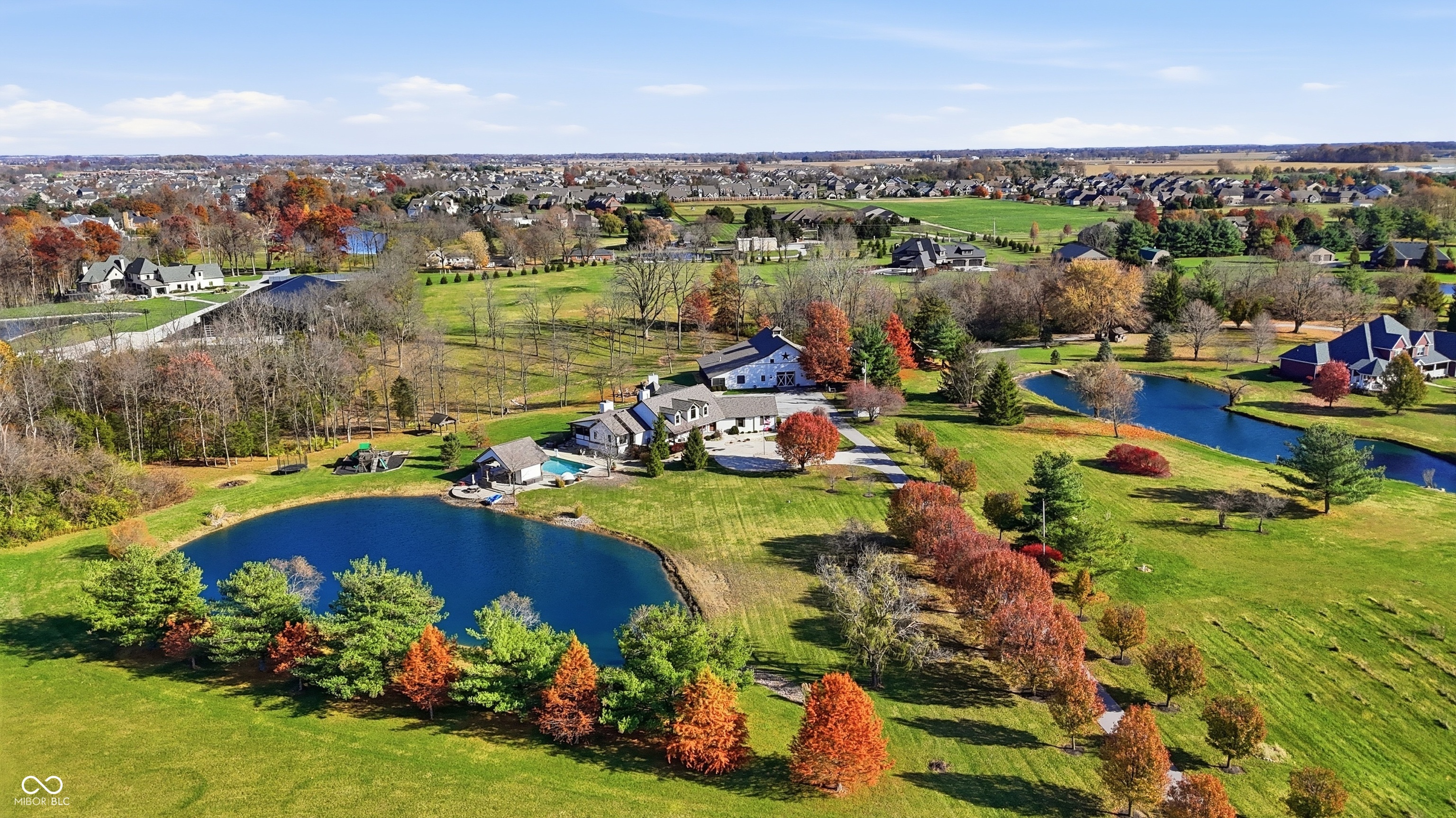 Bargersville, Indiana, 46106, United States, 5 Bedrooms Bedrooms, ,6 BathroomsBathrooms,Residential,For Sale,1992401