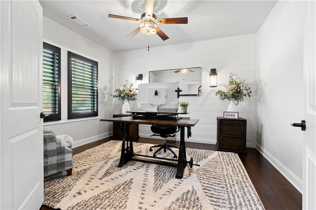 Dawsonville, Georgia, 30534, United States, 6 Bedrooms Bedrooms, ,6 BathroomsBathrooms,Residential,For Sale,1975306