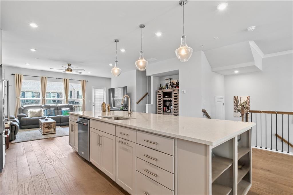 Woodstock, Georgia, 30189, United States, 3 Bedrooms Bedrooms, ,4 BathroomsBathrooms,Residential,For Sale,1848649