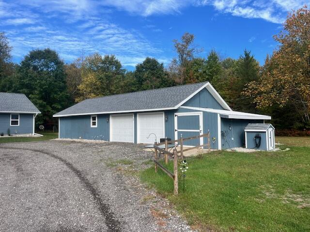 Branch, Michigan, 49402, United States, 5 Bedrooms Bedrooms, ,4 BathroomsBathrooms,Residential,For Sale,1986273