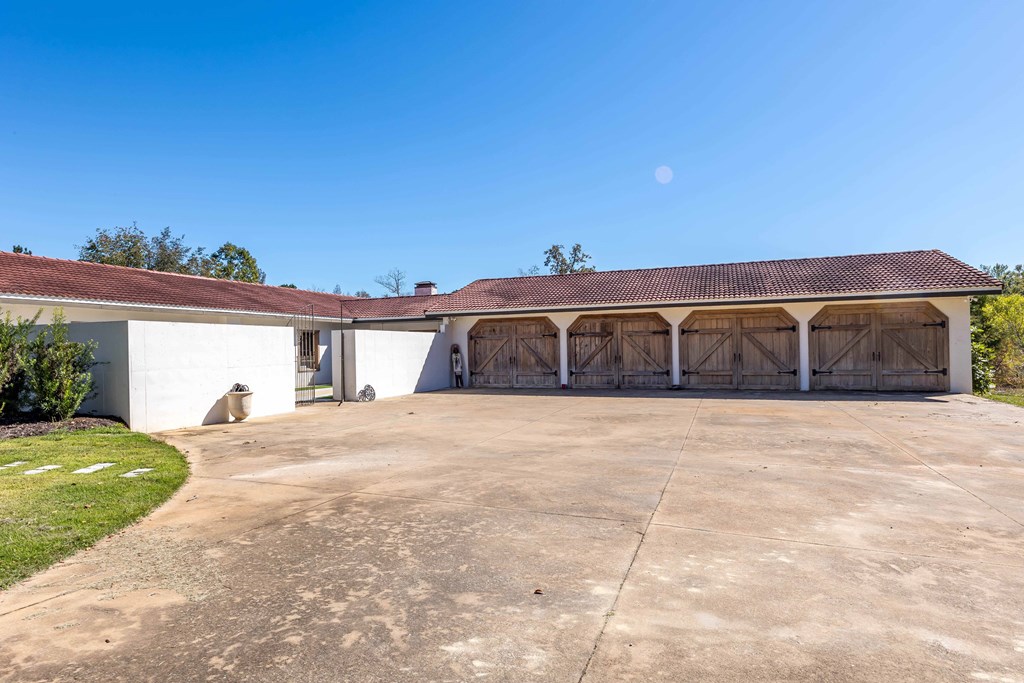 Waverly Hall, Georgia, 31831, United States, 5 Bedrooms Bedrooms, ,4 BathroomsBathrooms,Residential,For Sale,1987749