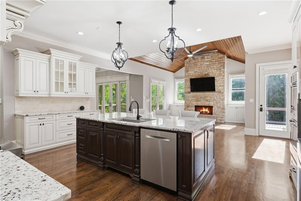 Cumming, Georgia, 30041, United States, 7 Bedrooms Bedrooms, ,8 BathroomsBathrooms,Residential,For Sale,2039951