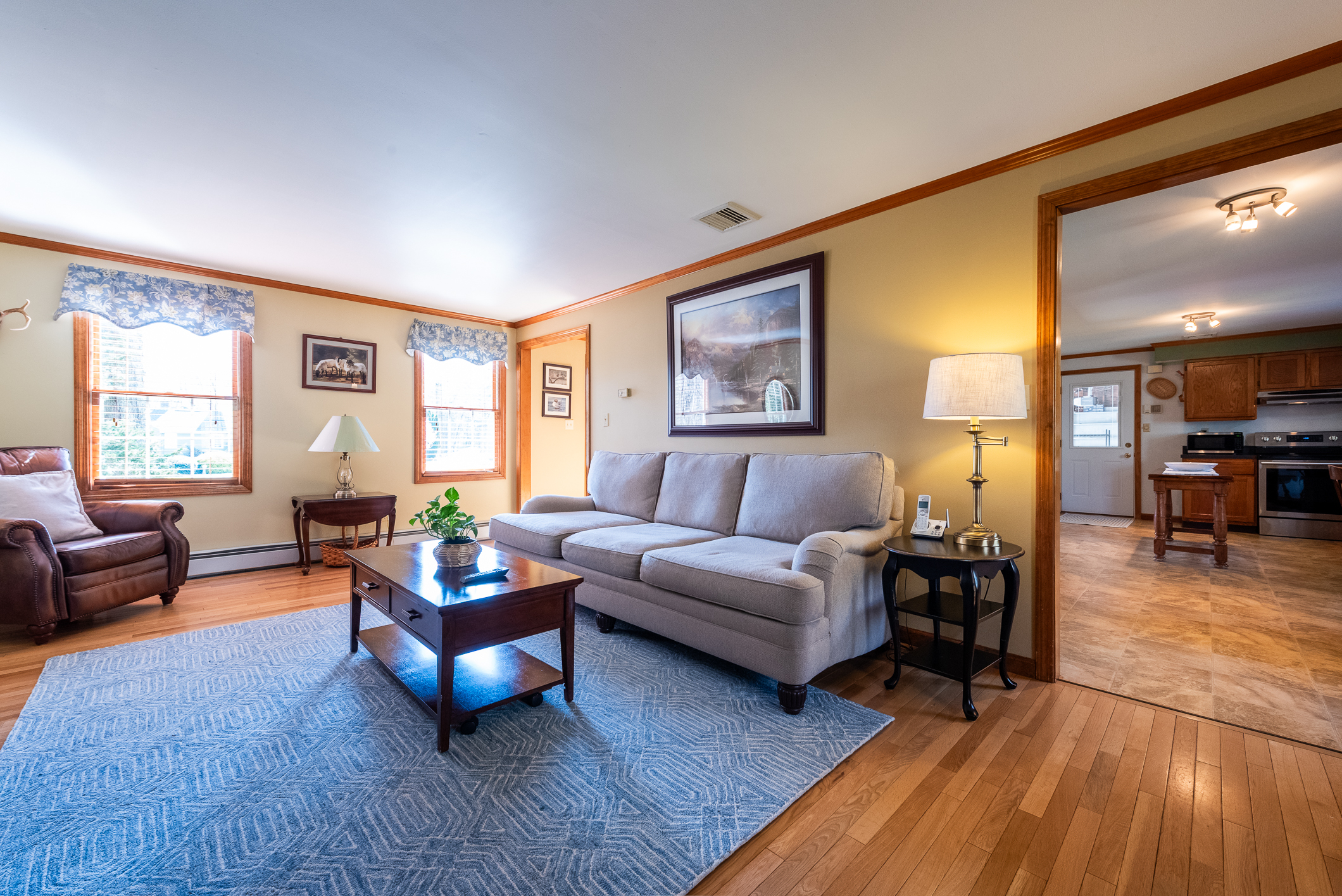  Beautifully Maintained Colonial Set on Over 2.5 Acres - 物件實景