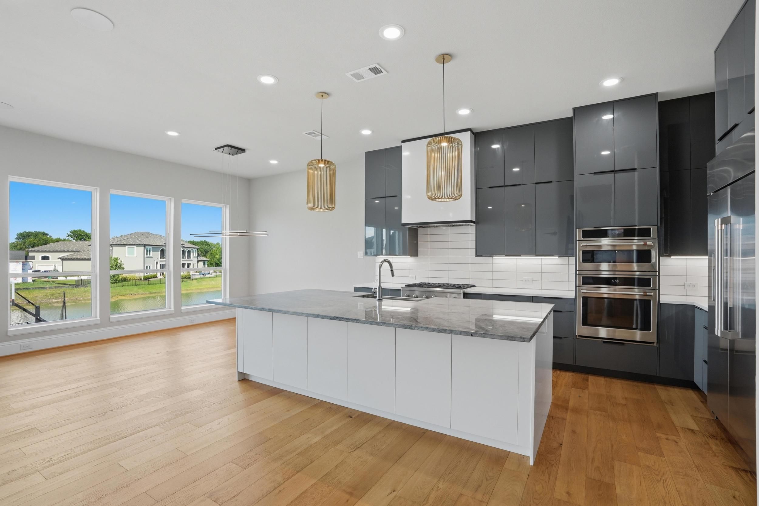  7/5 off Lake Ray Hubbard in Forney with Pool and Pickleball Courts - 物件實景